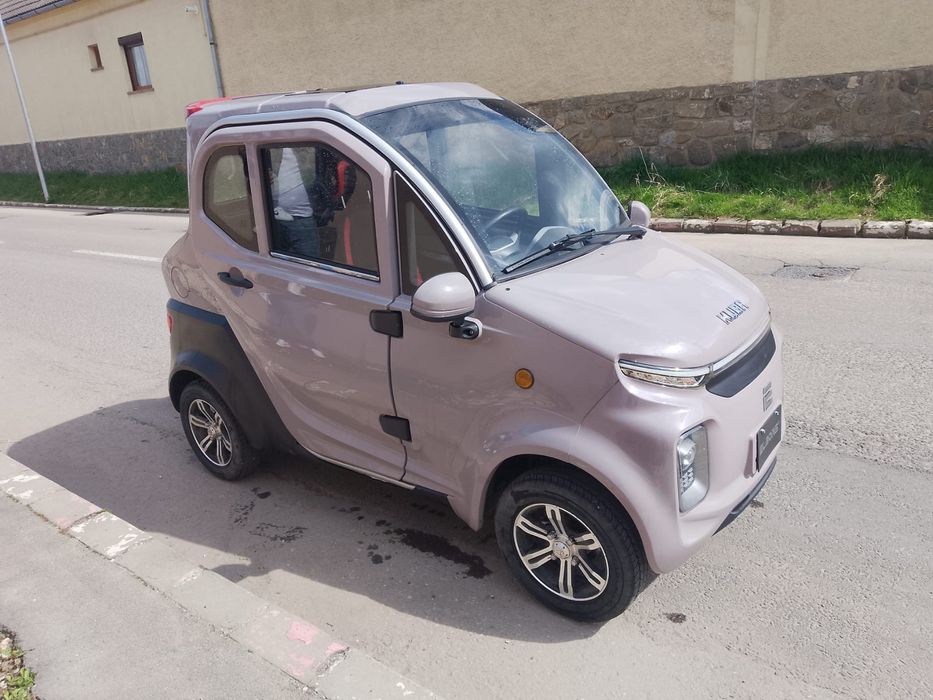 Vând mașina Kuba City