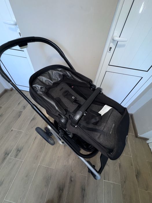 Комбинирана бебешка количка Maxi Cosi Lila Nomad Black и MaxiCosi Jade