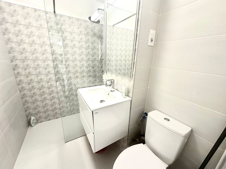 Regim hotelier.Ap.3 camere decomandat.B-dul TRANSILVANIEI Cof.Corina