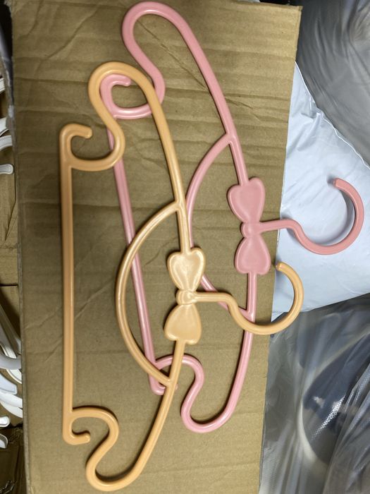 Вешалки детские