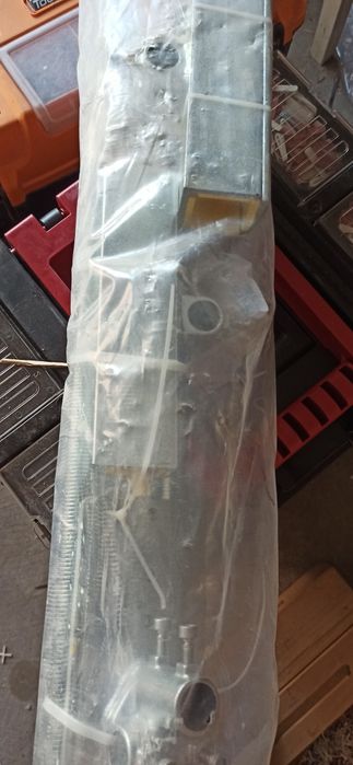 Укрепващ  държач за комин на пещи камини