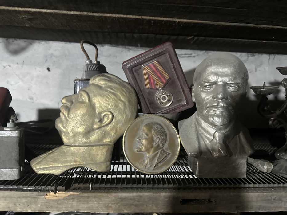 Продам статуетки