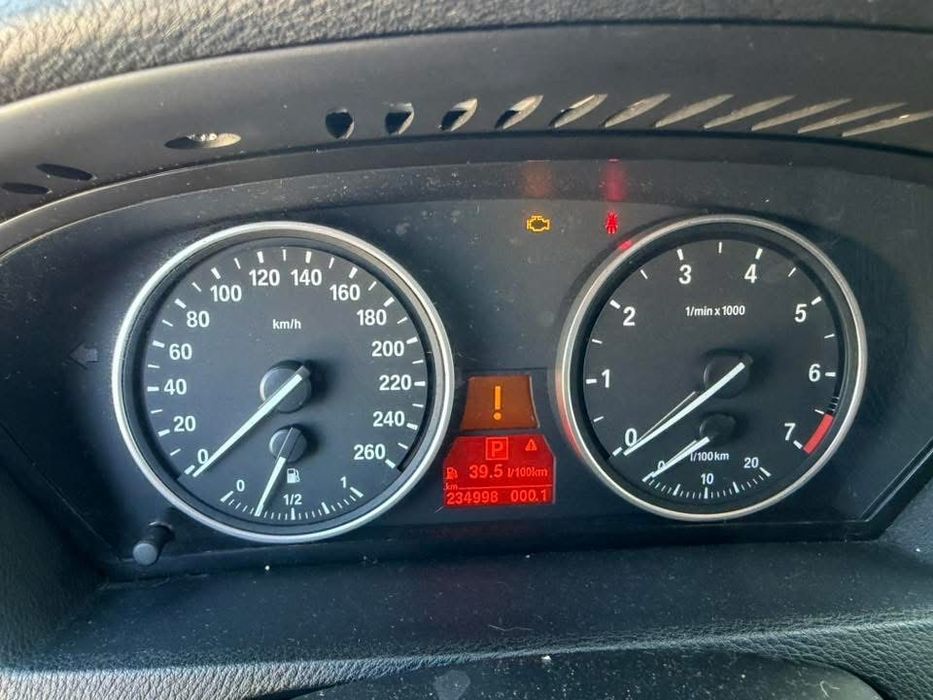 Бмв х5 е70 4.8i 355к на части!