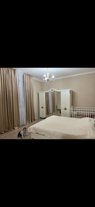 Спальный гарнитур