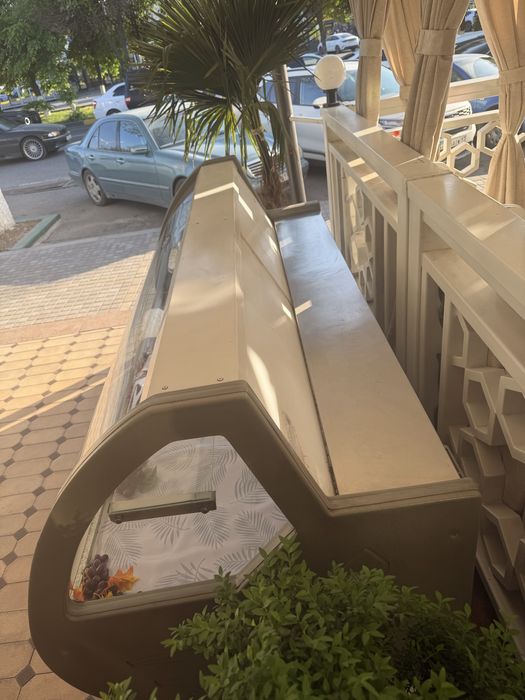 Ветринный холодильник