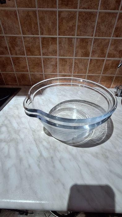 Продам чаши Икеа новые,универсальные,для салата,для теста