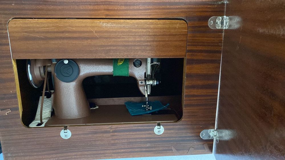 Советская швейная машинка