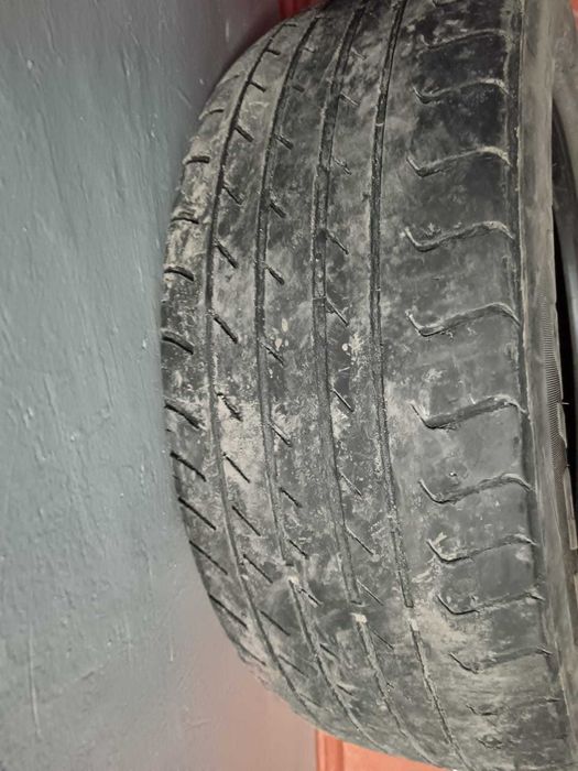 Продам шины Размер 205 /60 /16