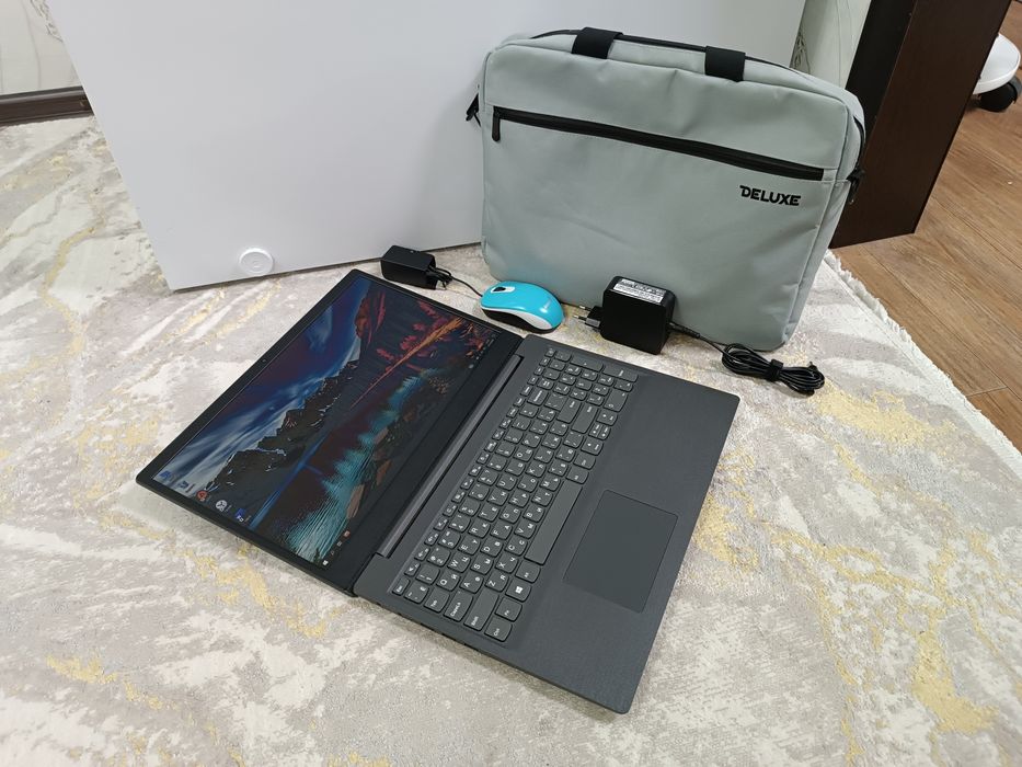 Ноутбук LENOVO SSD m.2 Windows 10 Pro.