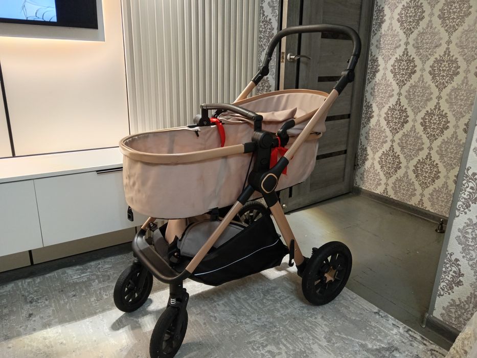 Коляска kidilo d9