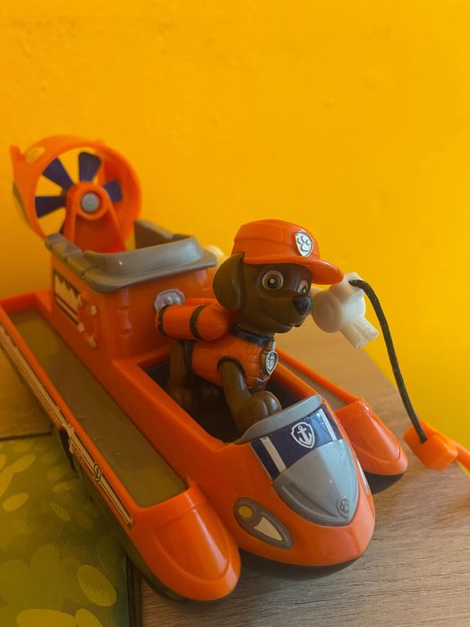 Играчка пес патрул