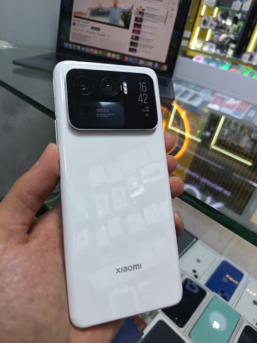 Xiaomi 11 ultra 16/256 Gb ideal sotiladi