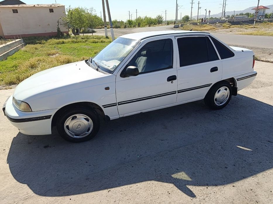 Nexia 1 sotiladi 1999