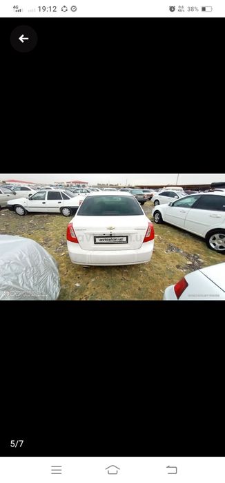 Mashina zo'r kelishib beramiz