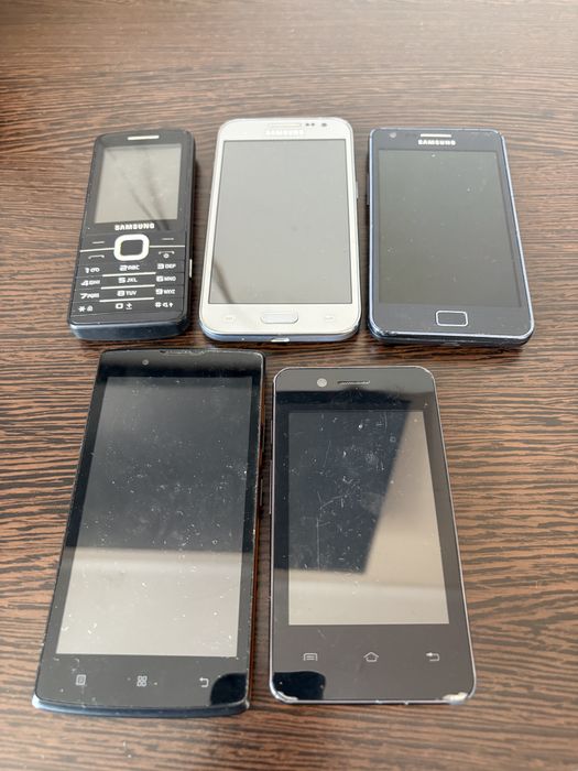 5 telefoane vechi
