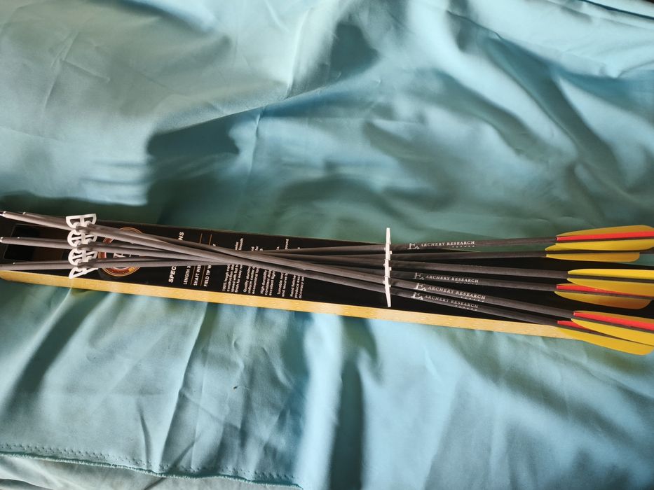 Set 6 Sageti Fibra de Carbon Sageata 76cm Foarte Ascutite Arc Tir