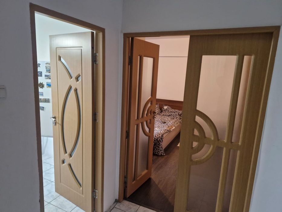 De inchiriat apartament 2 camere central Pucioasa cu 350 euro/luna