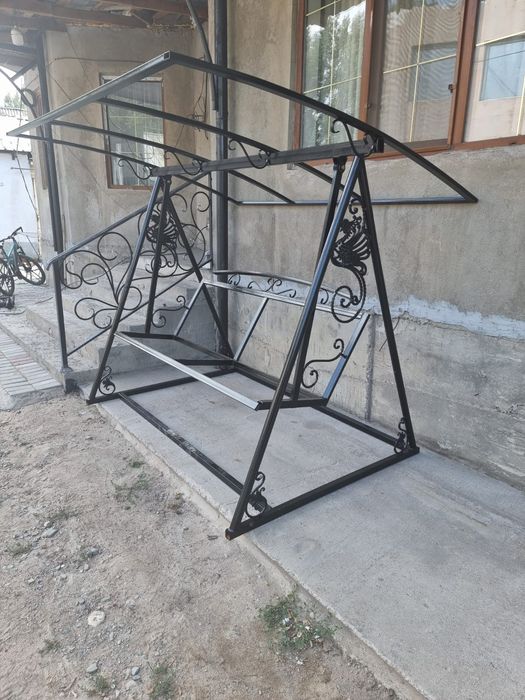 Скамейка качеля новый