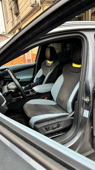 Volkswagen ID 4 x pure+
