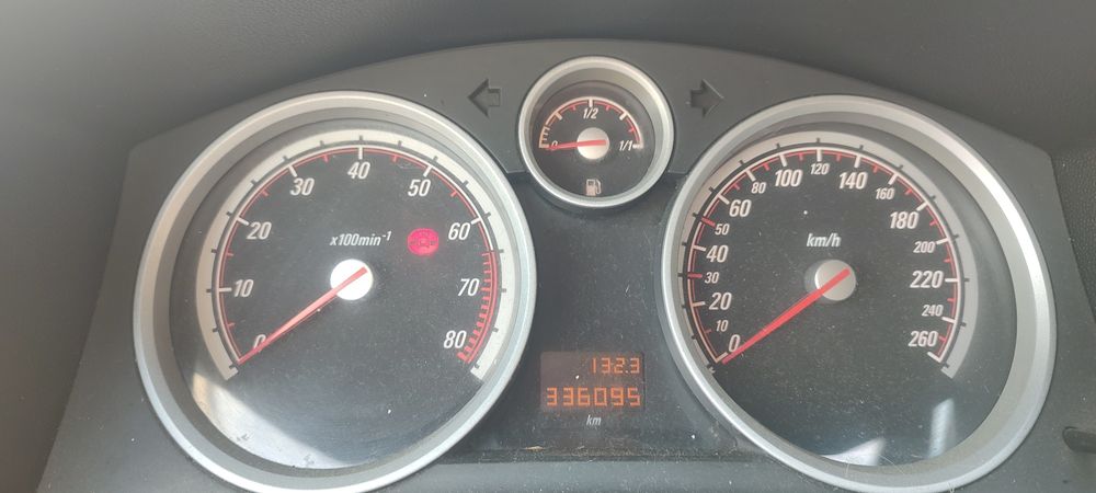 Vând Opel Astra H 1.6 benzină+gpl