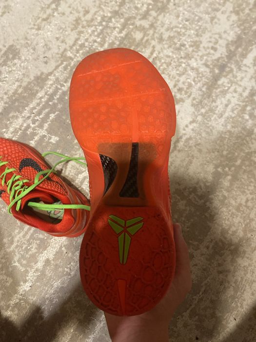 Kobe grinch nike