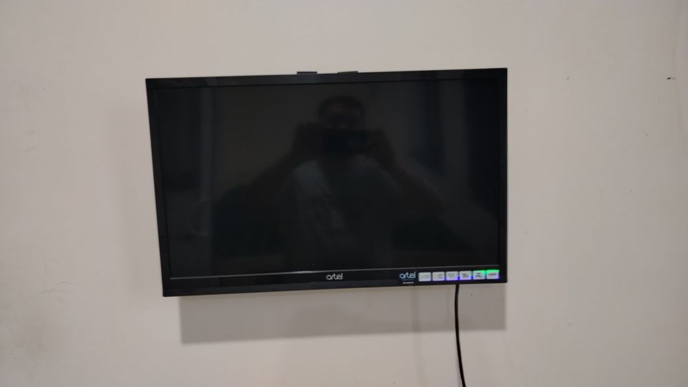 Телевизор artel сотилади 24 тали