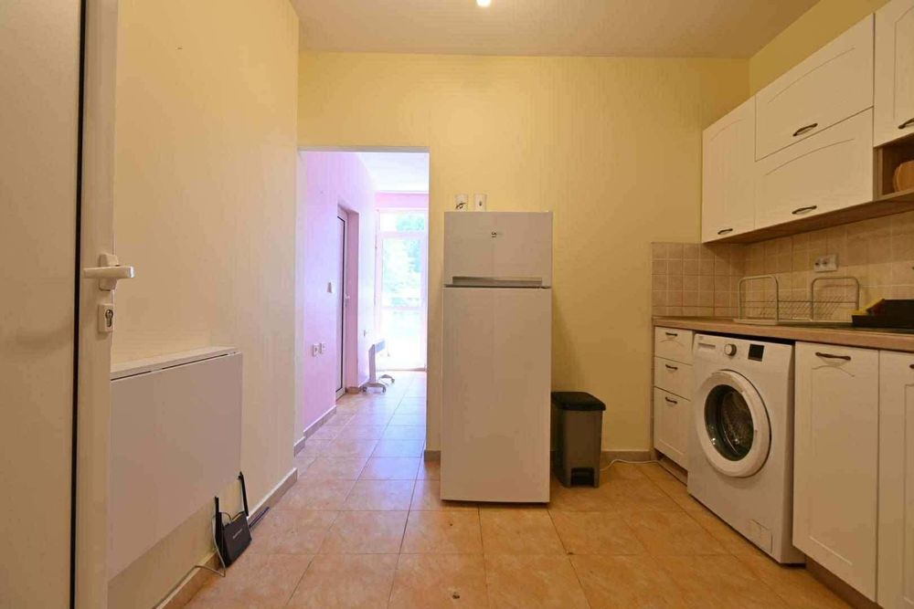 Дава се под наем Двустаен апартамент в София, Център - 60 кв.м за 488.58 € - Снимка #4