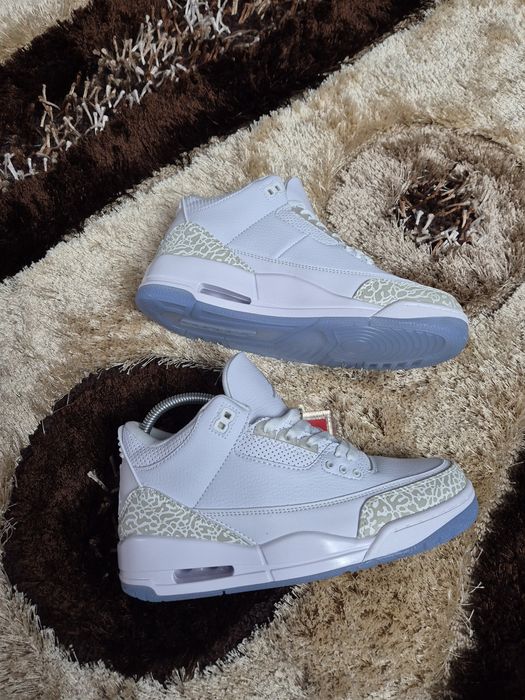 Nike Air Jordan 3 Retro "Triple White" - Mărimea 40 - Noi