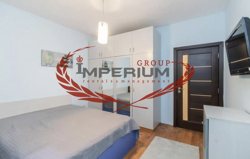 Дава се под наем Тристаен апартамент в Варна, ВИНС - 100 кв.м за 765 € - Снимка #1