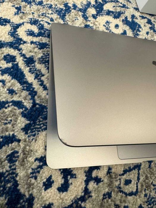 MacBook Air 13-inch