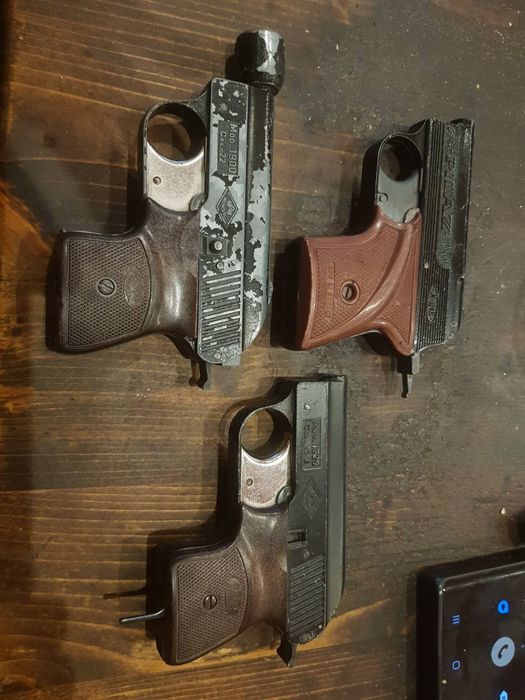 Сигнални пистолети колекционерски 80 те години