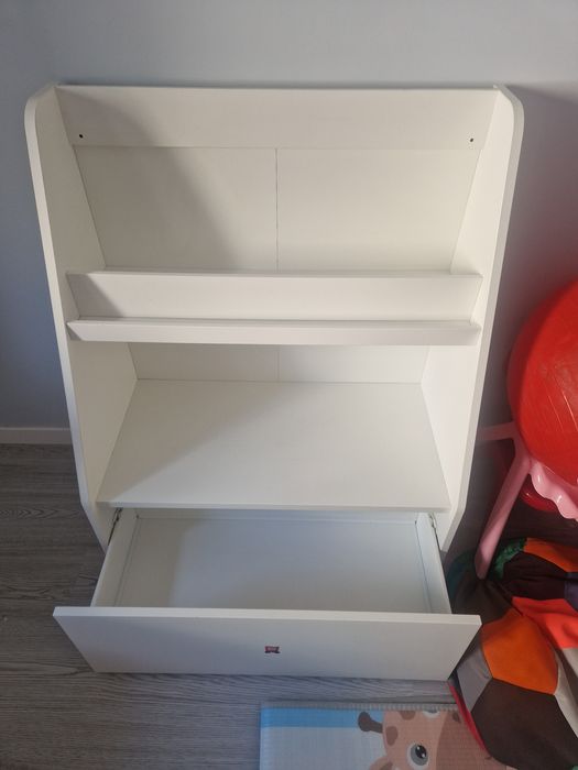 Biblioteca copii Ikea