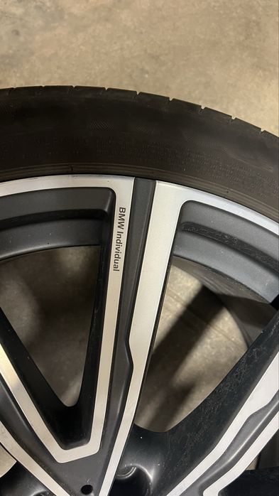 Оригинални!!! Джанти с гуми INDIVIDUAL 22"'за BMW G05/G05 V-spoke 746I