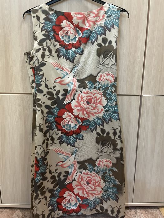 Платье “Monsoon”.