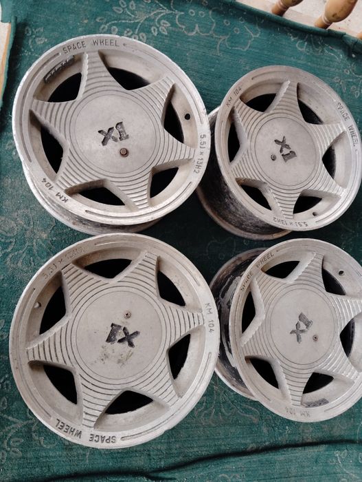 Jiguli diska sotiladi Diametri 13