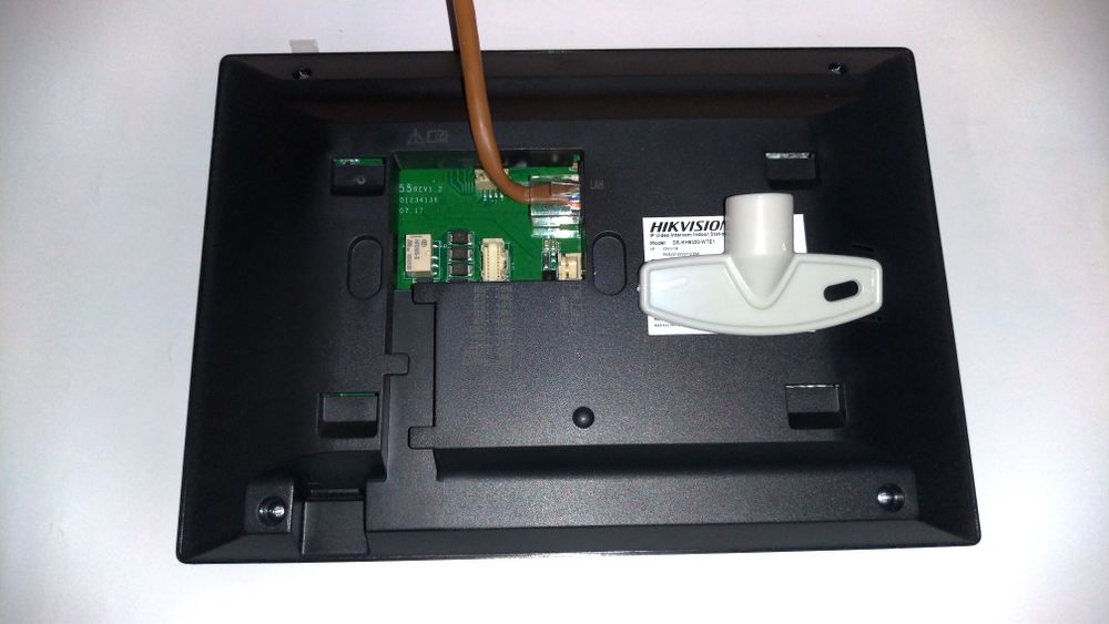 Monitoare video interfon Hikvision  DS-KH6320/KH6350 WTE1 noi.