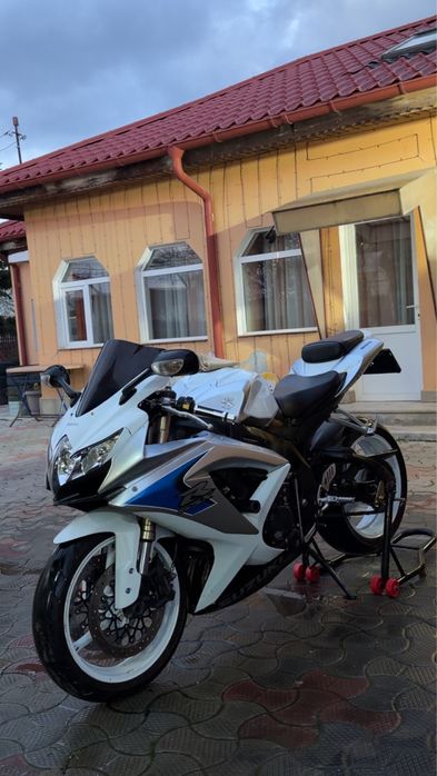 Suzuki Gsx-r 600 k8 A2