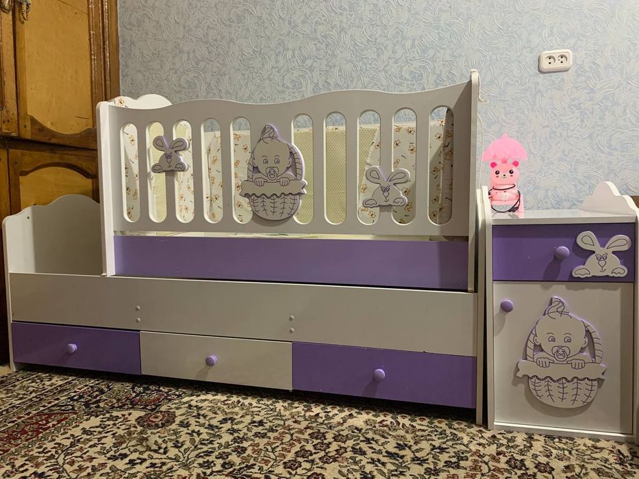 Срочно!Недорого!Продам детскую кровать транстформер!