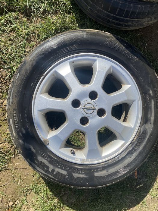Anvelope pentru Opel Astra