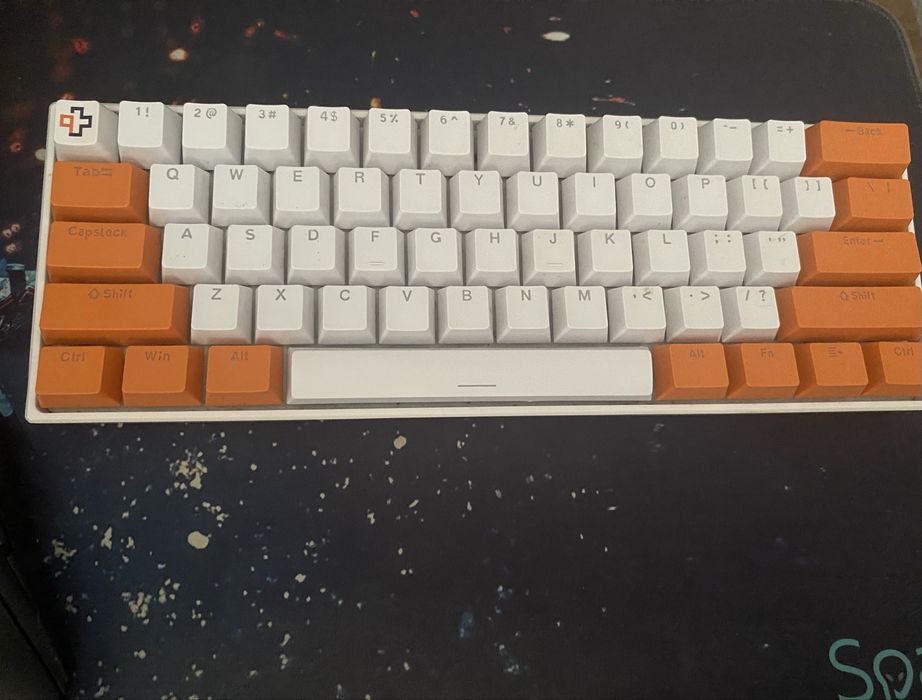 Tastatura qwertkey h 61