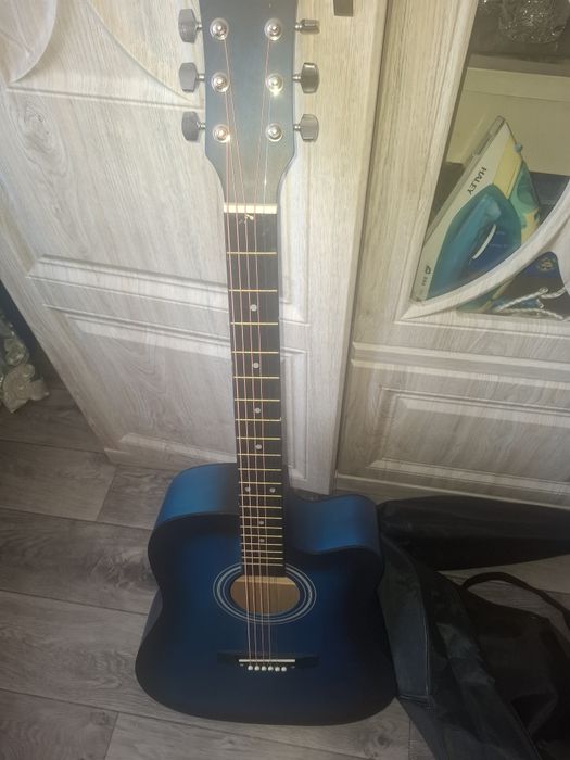 Гитара эстрадная