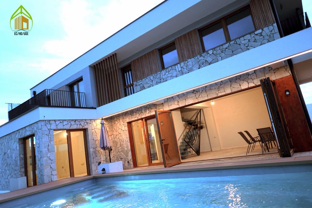 Casa Vila  cu gradina si piscina individuala ,direct Dezvoltator, Pret Promotional