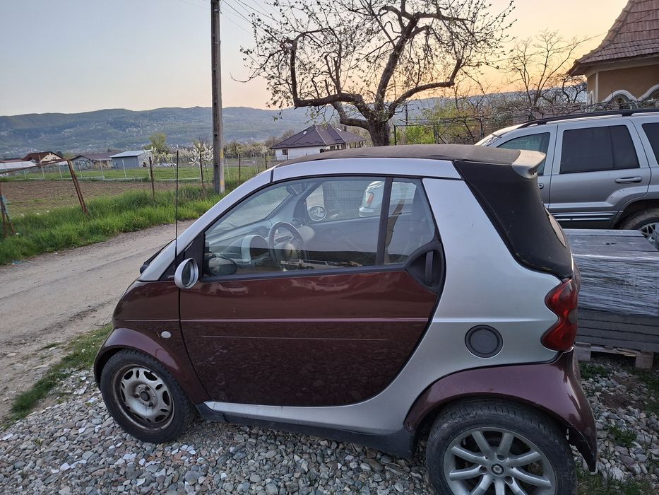 Vând smart 800 dci