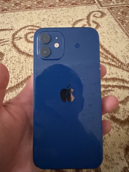 Айфон сатылады 12