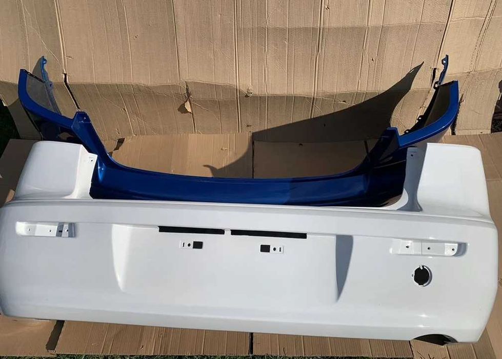 Бампер задний Mitsubishi Lancer крашенный в цвет