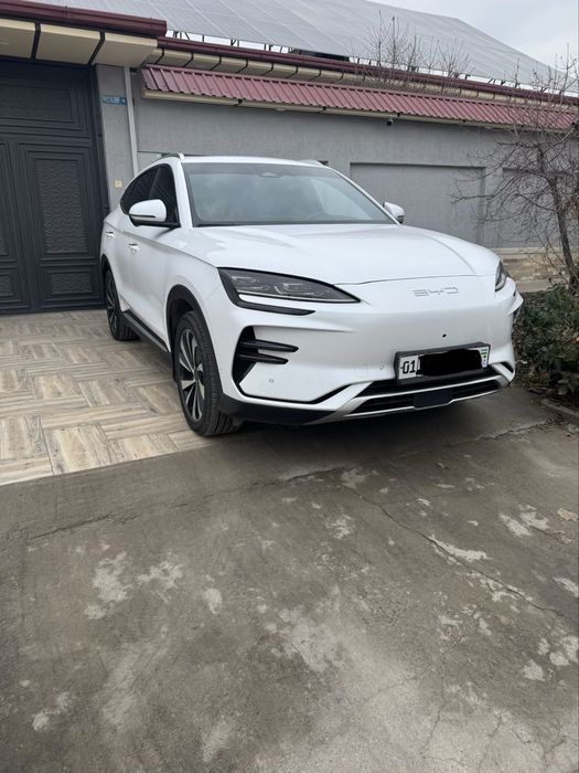 BYD champion 605км