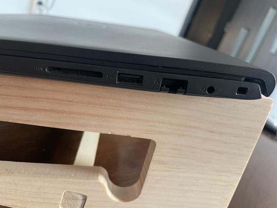 Лап-топ Dell Vostro 3510