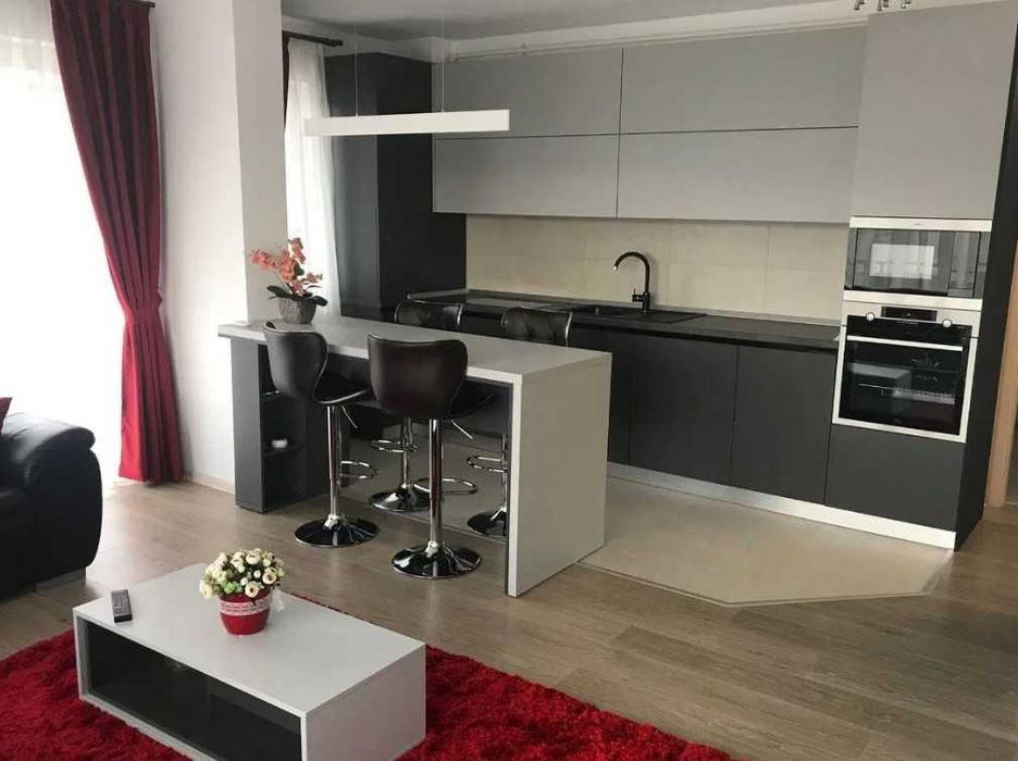 Дава се под наем Четиристаен апартамент в Пловдив, Изгрев - 97 кв.м за 229.5 € - Снимка #2