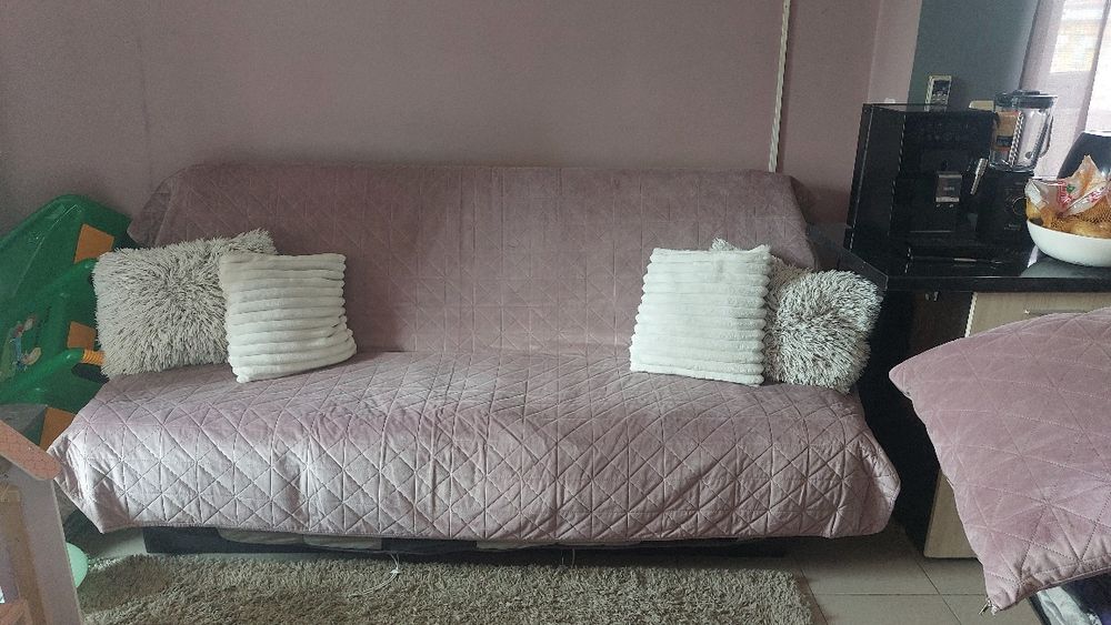 Продавам разтегателен диван