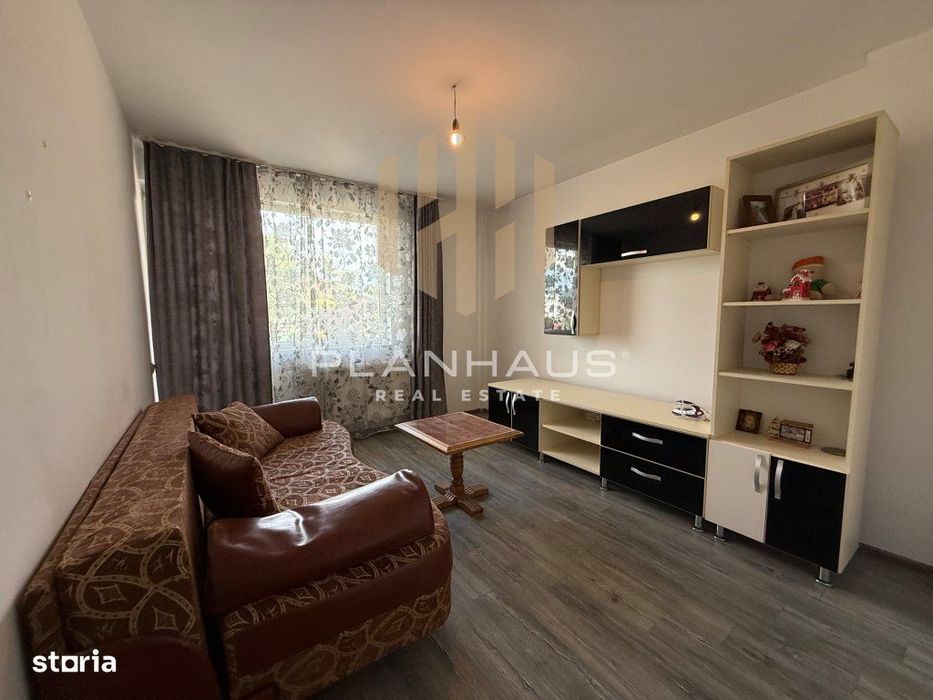 Apartament parter 2 camere decomandat Marasesti